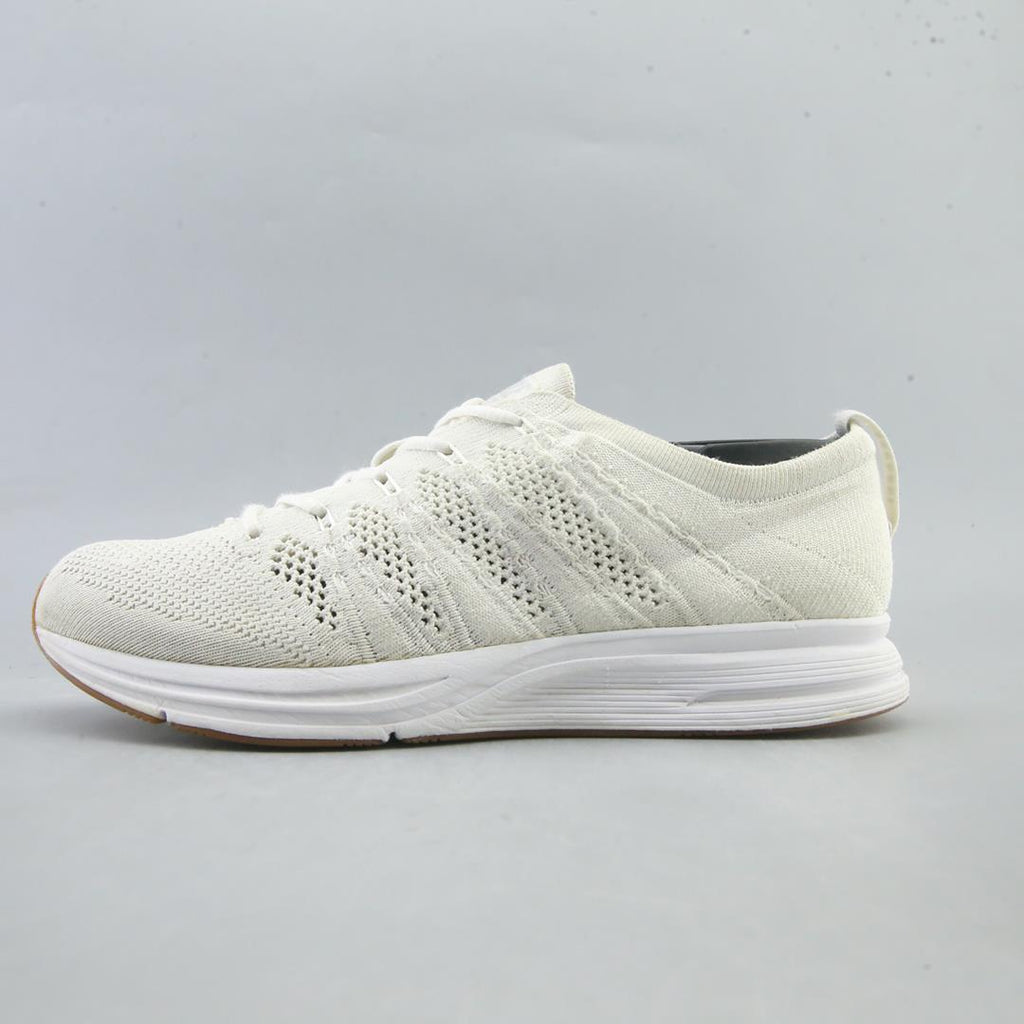 NIKE FLYKNIT TRAINER