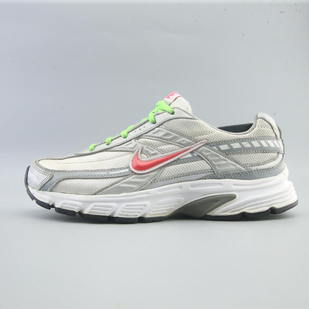 NIKE  INITIATOR