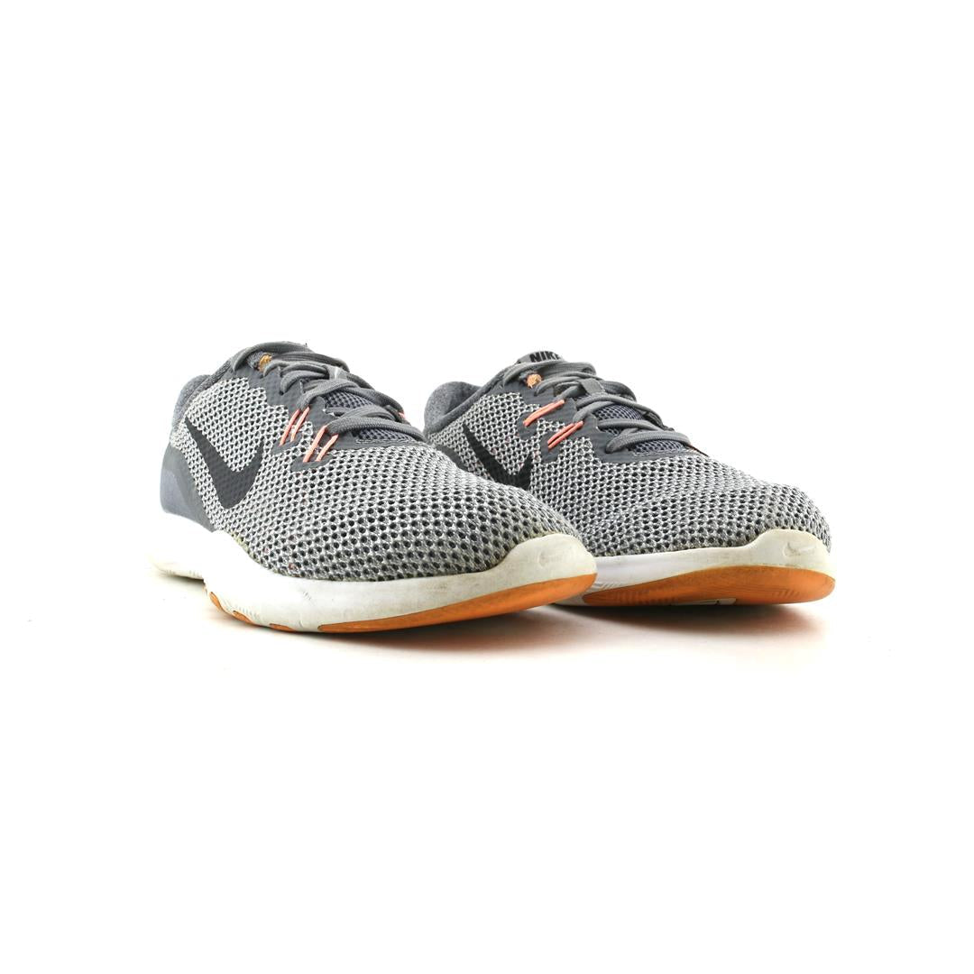 NIKE FLEX TR 7