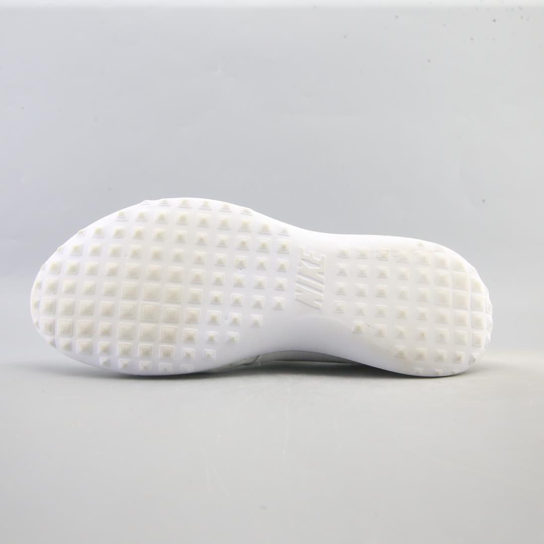 NIKE  JUVENATE