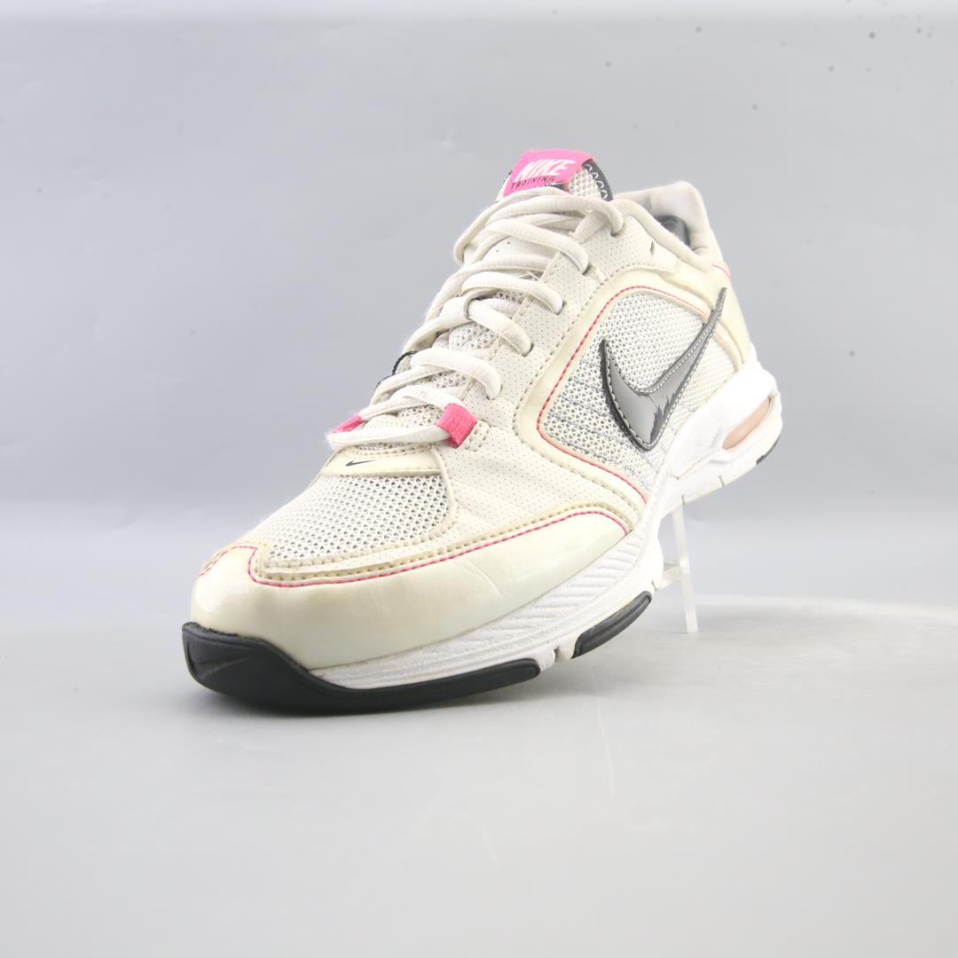 NIKE AIR STRONG