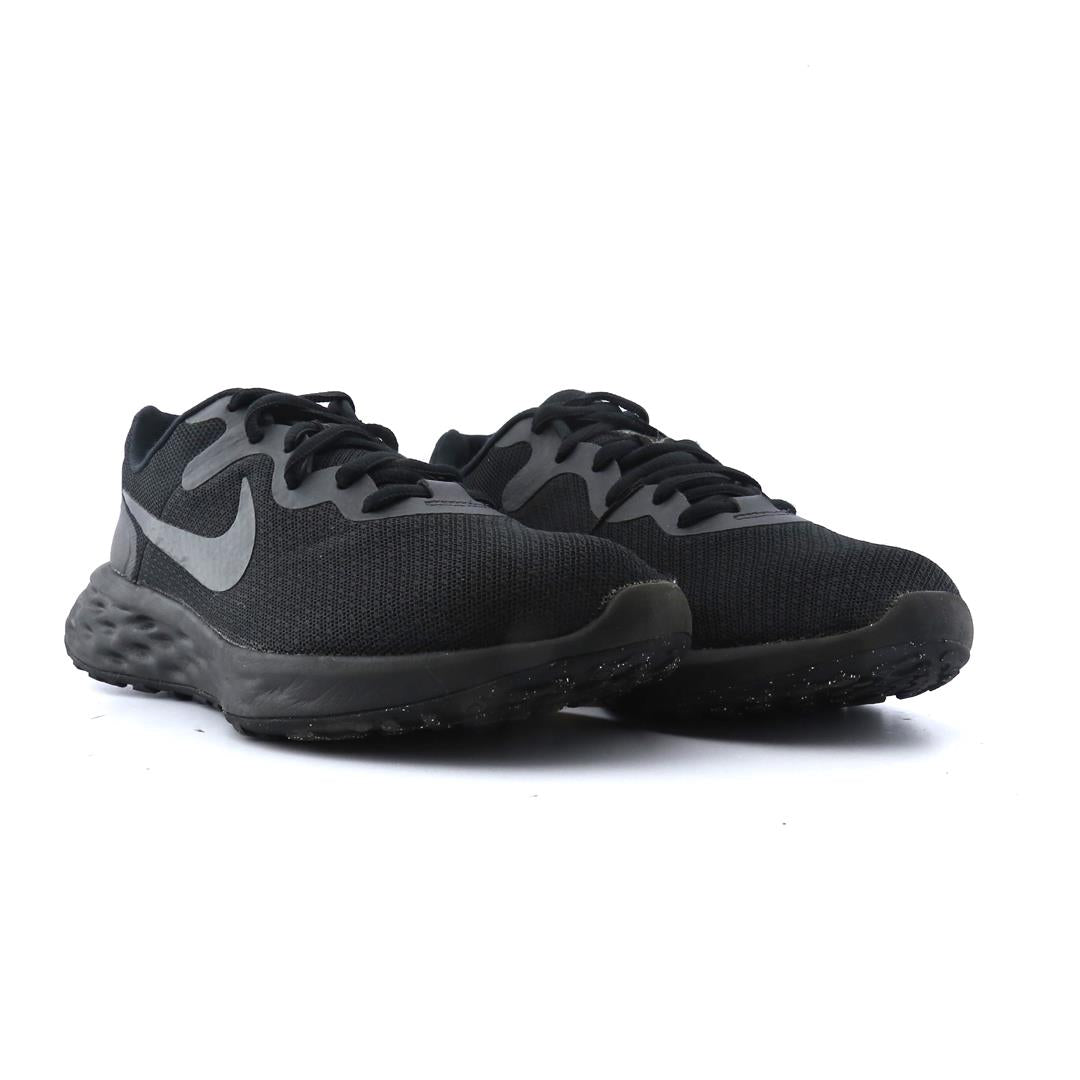 NIKE REVOLUTION 6