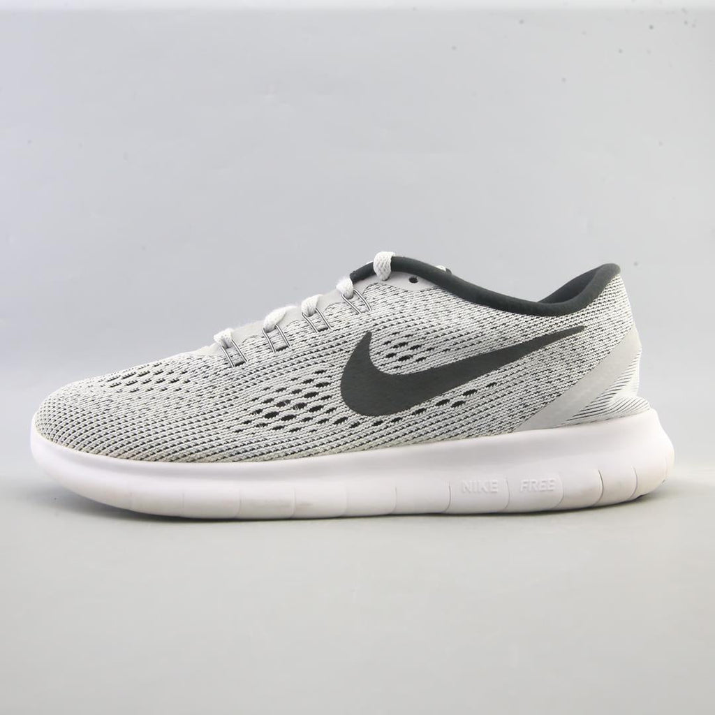 NIKE FREE RN