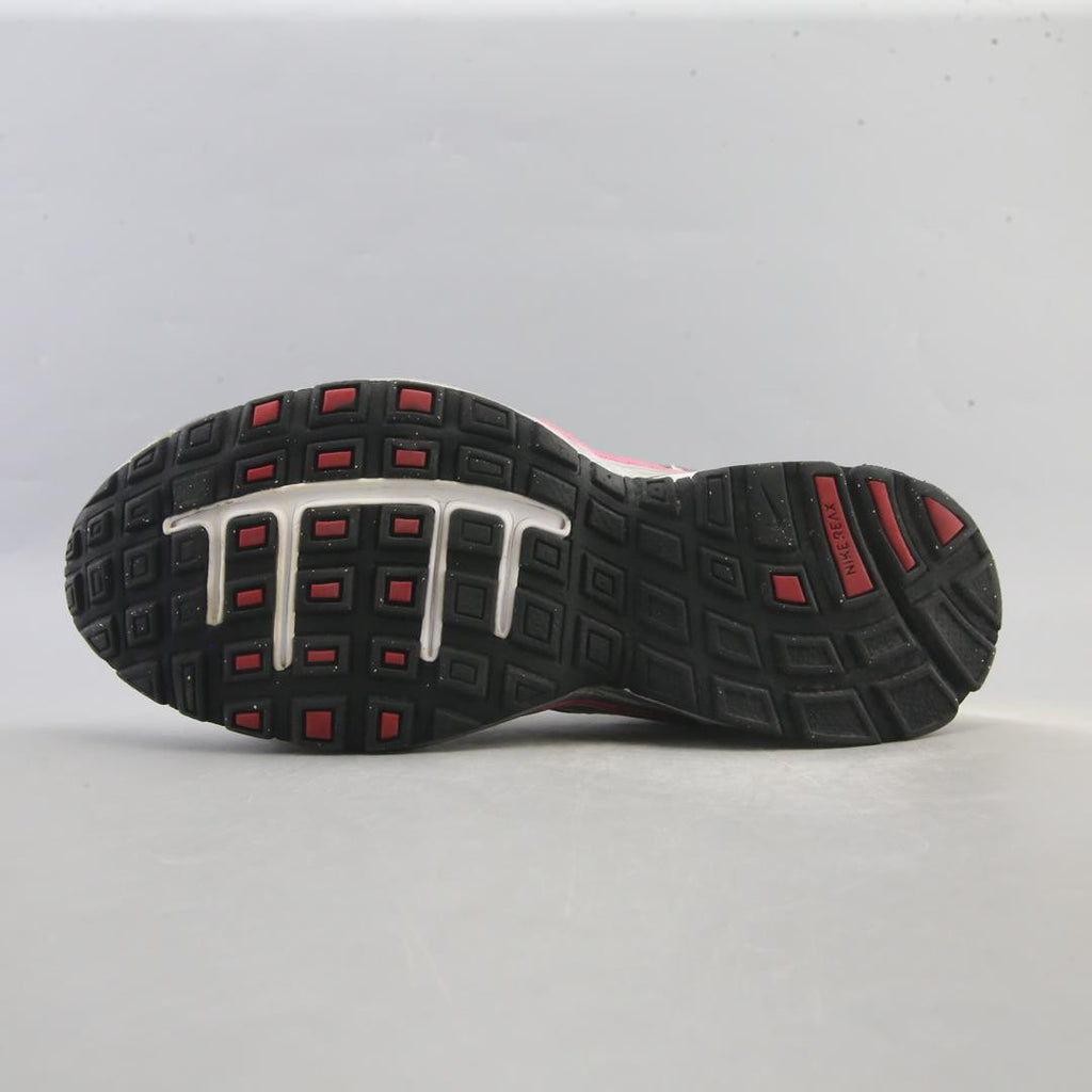 NIKE  REAX RUN 5