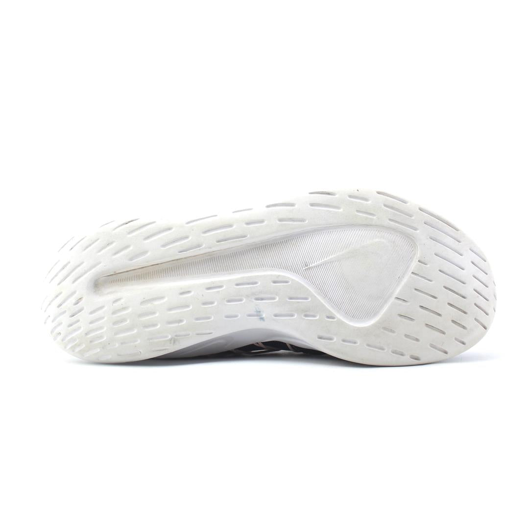 NIKE VIALE TECH RACER