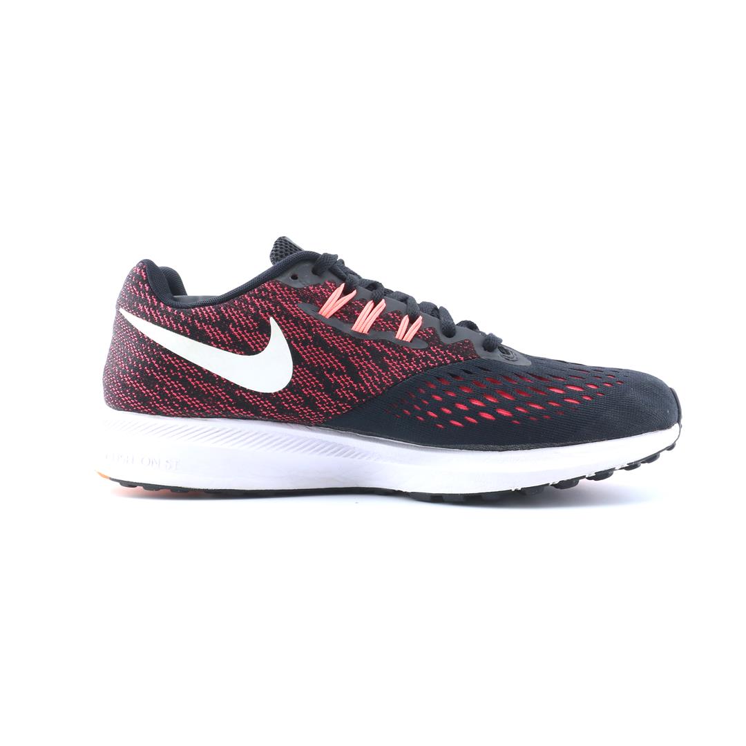 NIKE ZOOM WINFLO 4