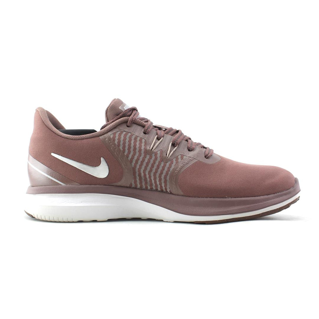 NIKE IN-SEASON TR 8