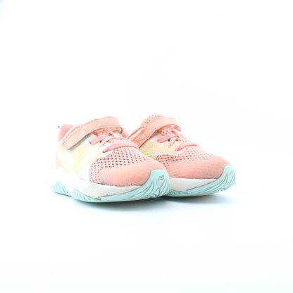 NEW BALANCE RAVE RUN V2