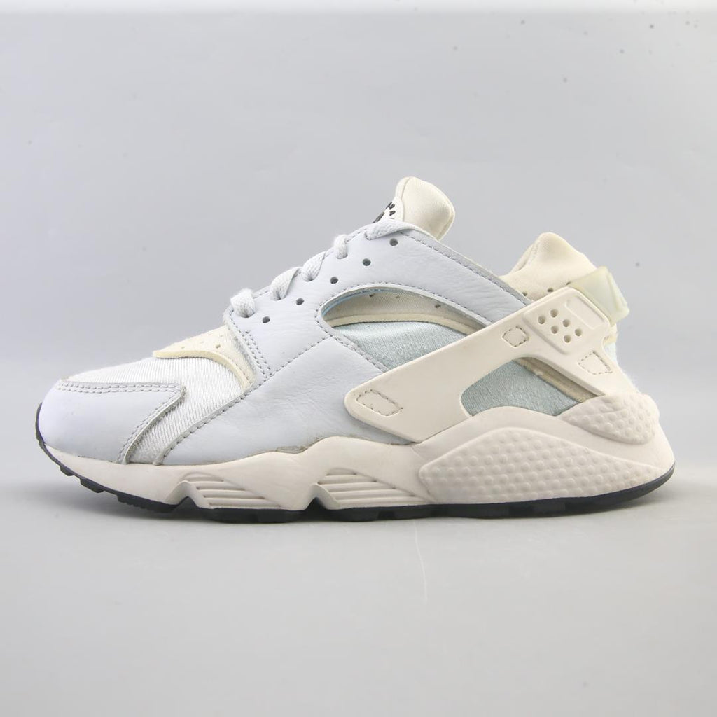 NIKE AIR HUARACHE