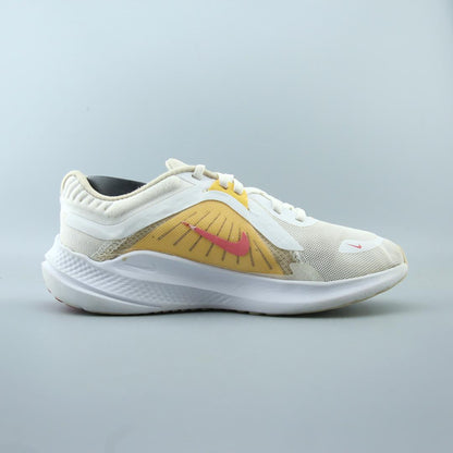 NIKE QUEST 5