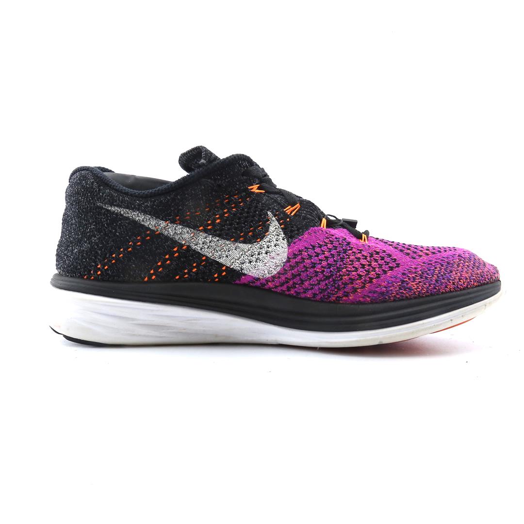 NIKE  FLYKNIT LUNAR 3