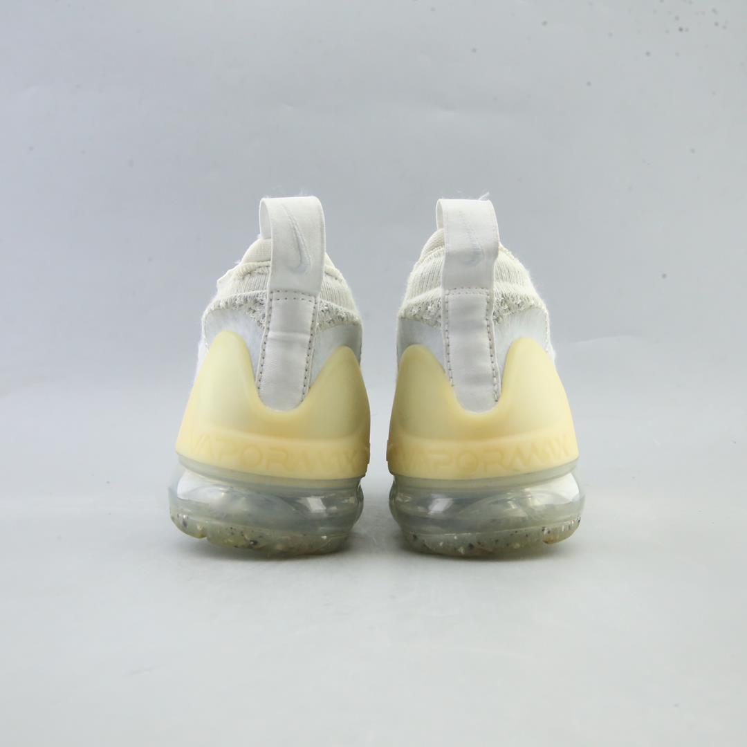 NIKE AIR VAPORMAX 2021 FLYKNIT