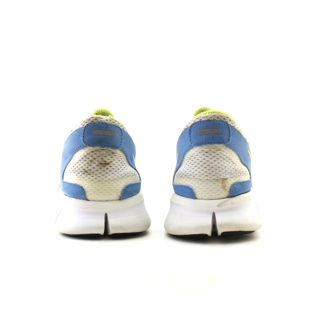 NIKE FREE RUN