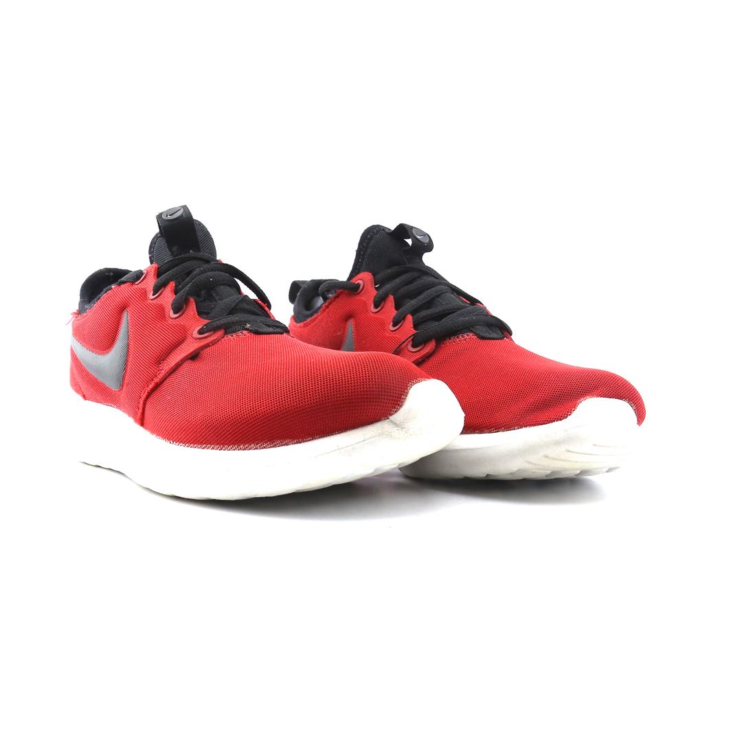 NIKE ROSHE TWO