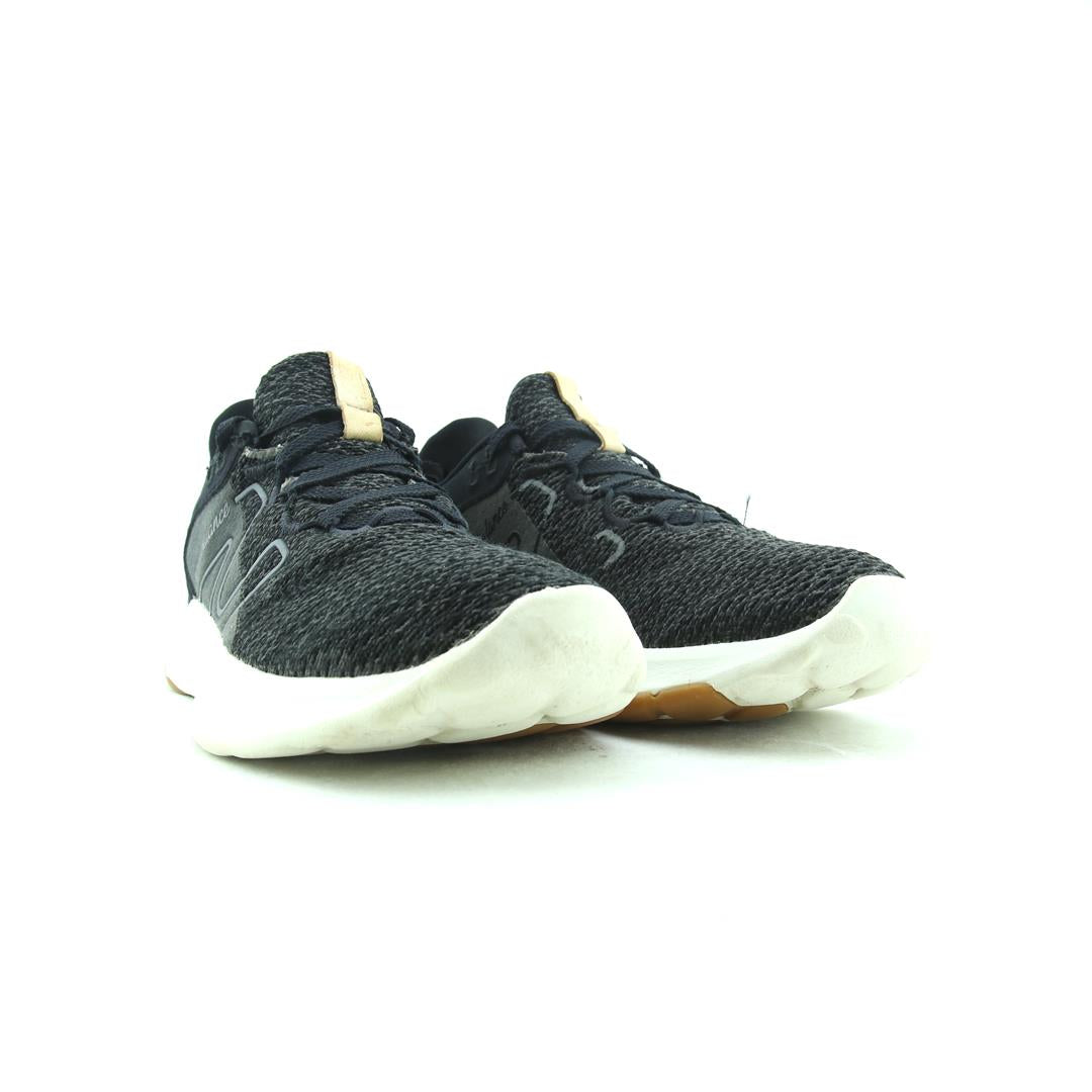 NEW BALANCE  FRESH FOAM ROAV V2