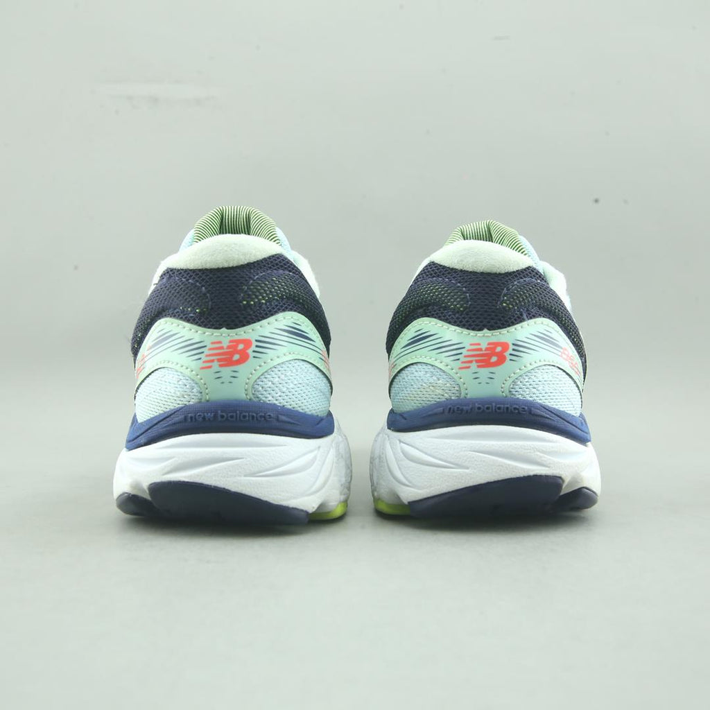 NEW BALANCE 860V7