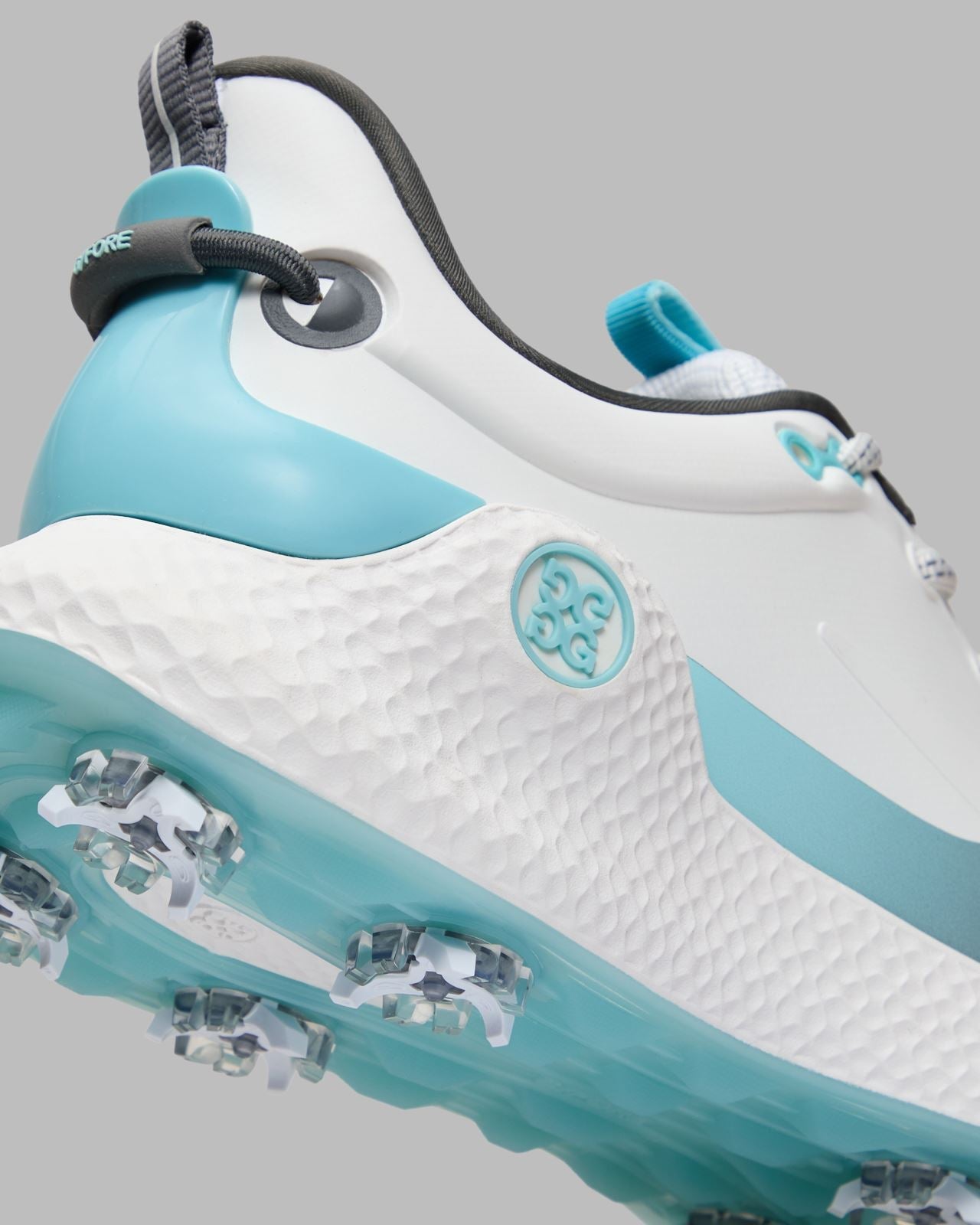 MG4+ O2 Gradient G/LOCK Spiked Golf Shoes Snow/Cenote