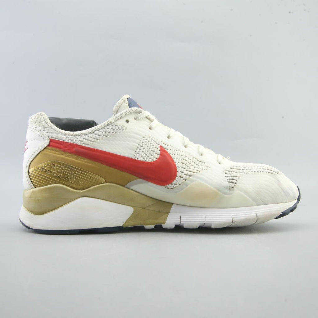 NIKE  AIR PEGASUS 92/16