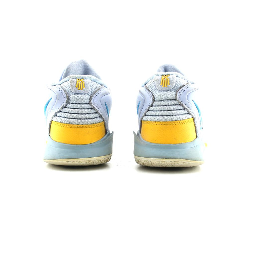 NIKE KYRIE INFINITY