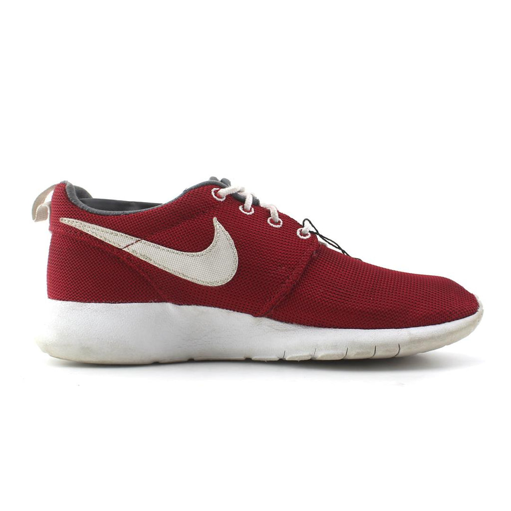 NIKE ROSHE ONE