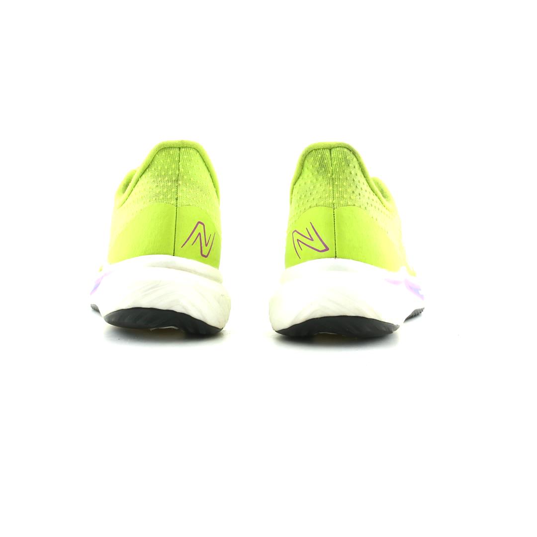 NEW BALANCE FUELCELL REBEL V3