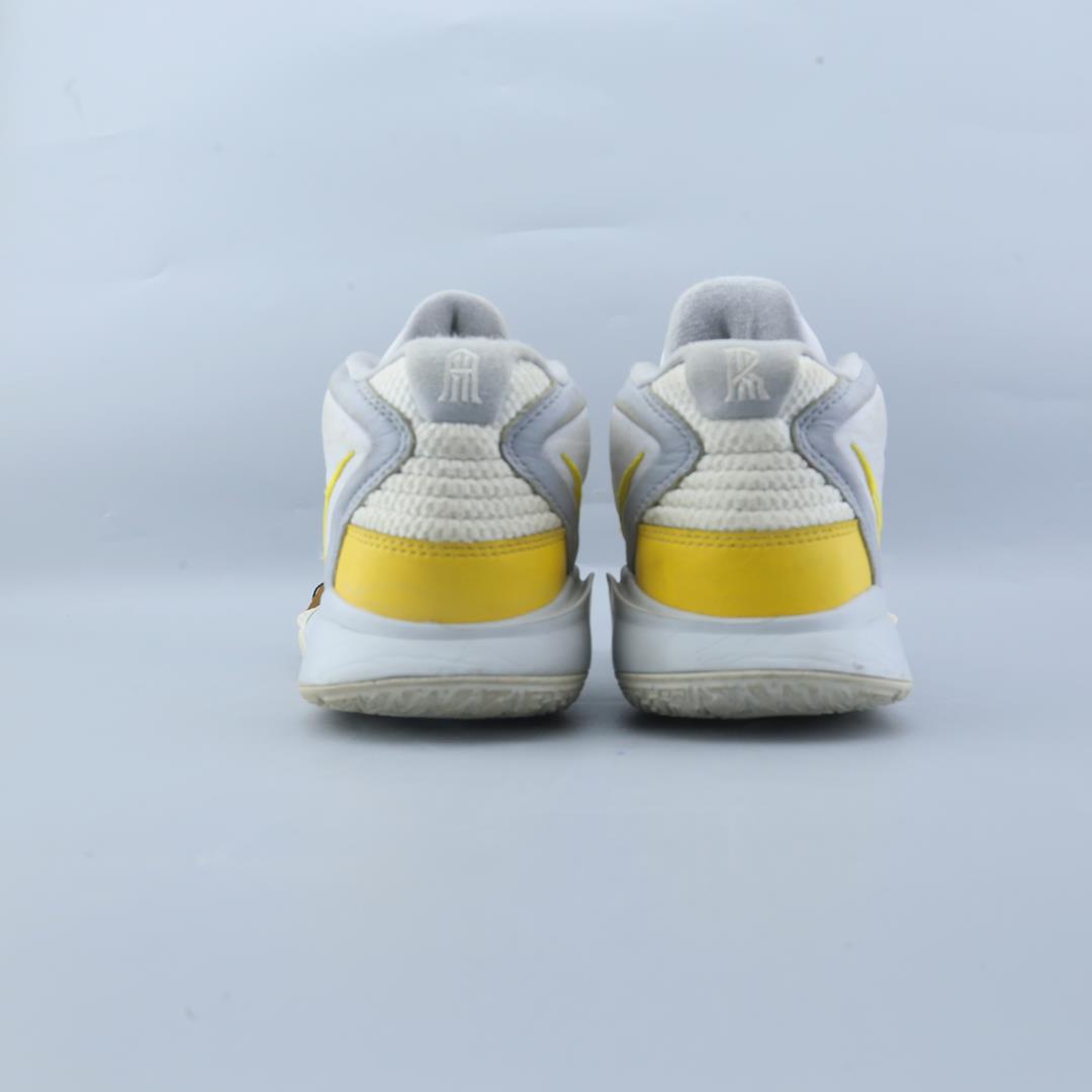 NIKE  KYRIE INFINITY LAKERS