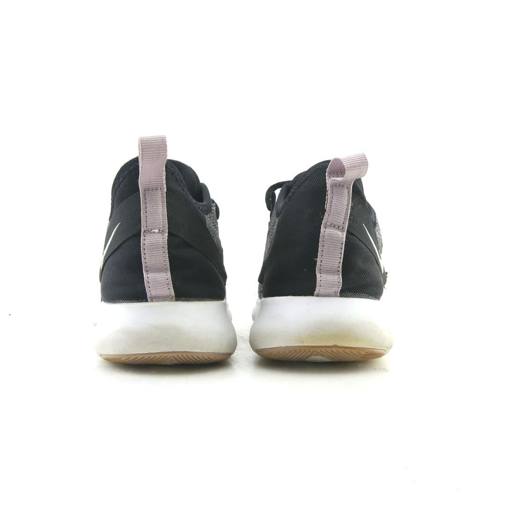 NIKE  FLEX TR 9