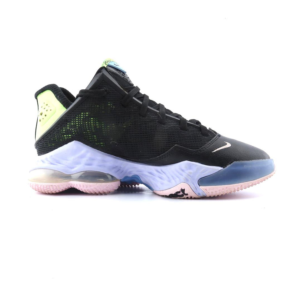 NIKE LEBRON 19 LOW