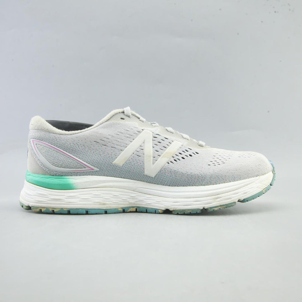 NEW BALANCE 880 V9