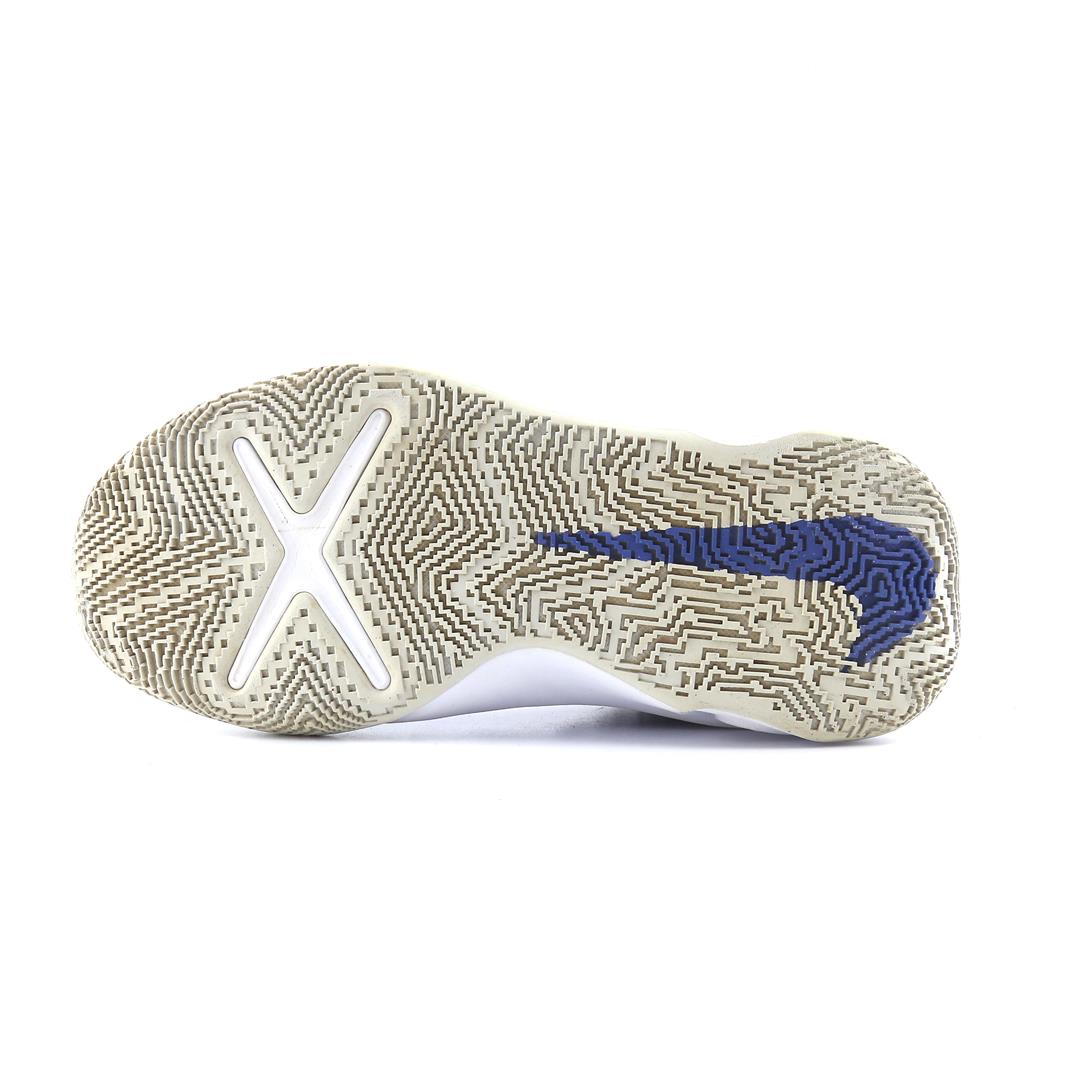 NIKE  HUSTLE D 10