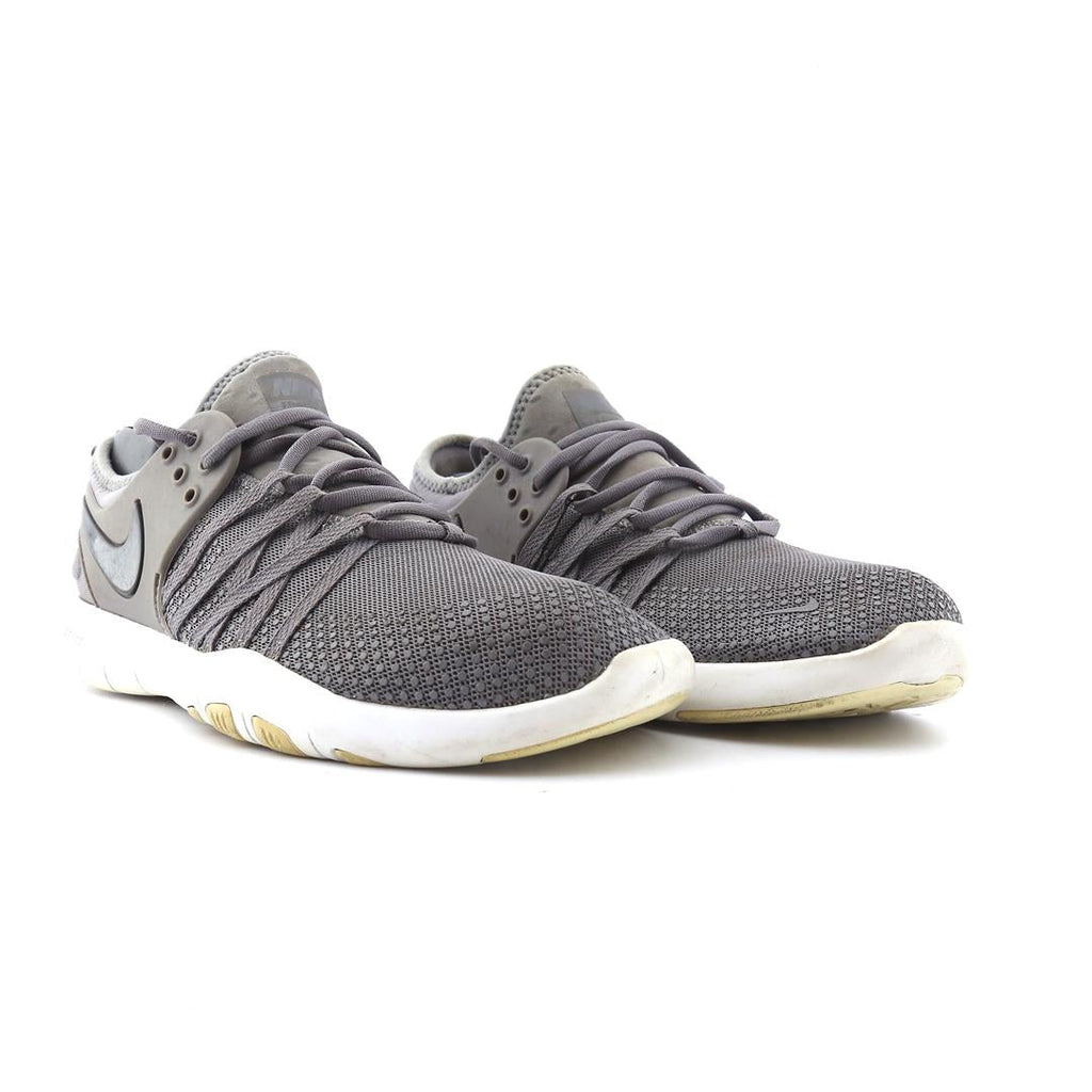 NIKE FREE TR 7