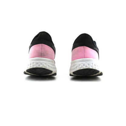 NIKE REVOLUTION 5