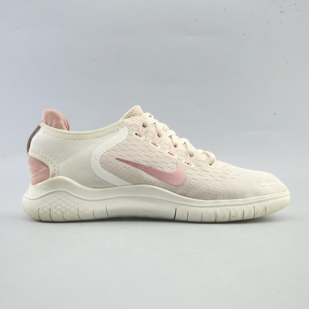NIKE FREE RN