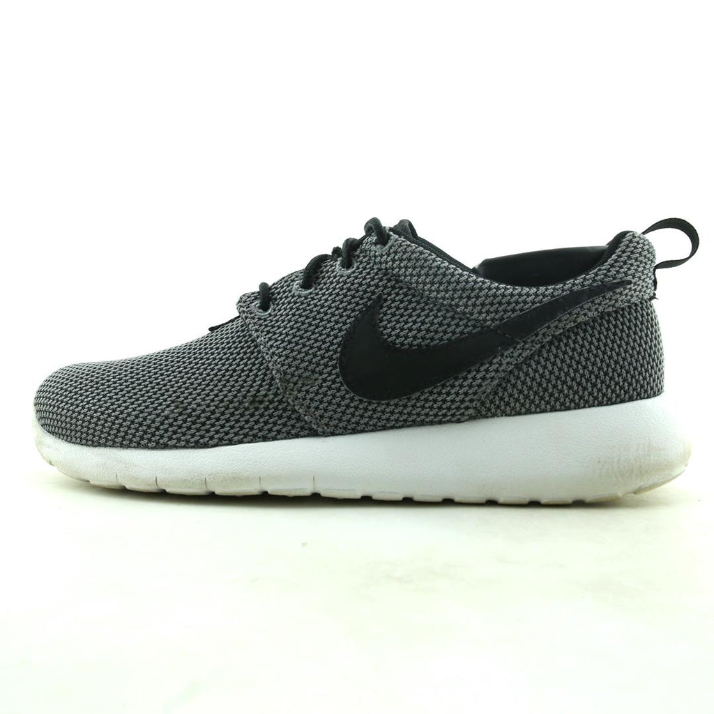 NIKE ROSHE ONE