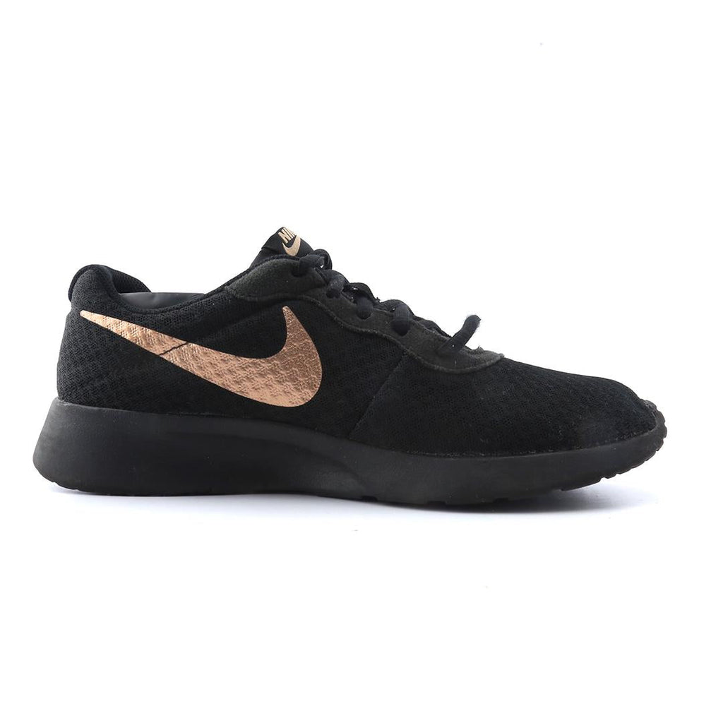 NIKE TANJUN
