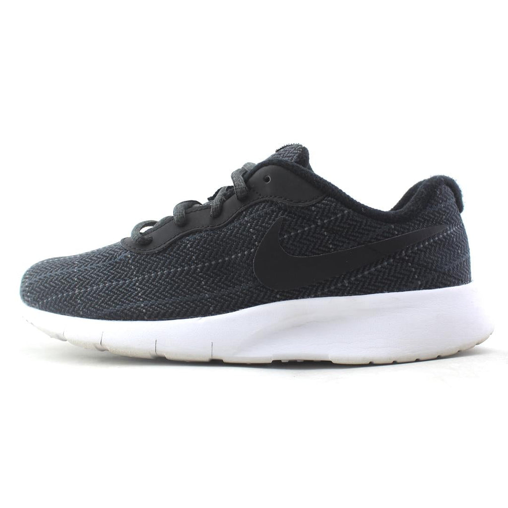 NIKE  TANJUN