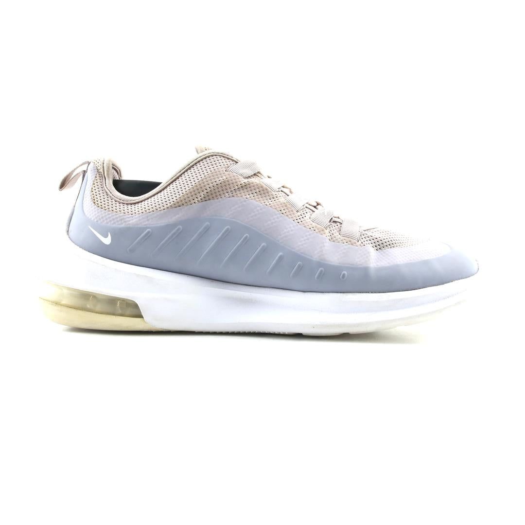 NIKE  AIR MAX AXIS