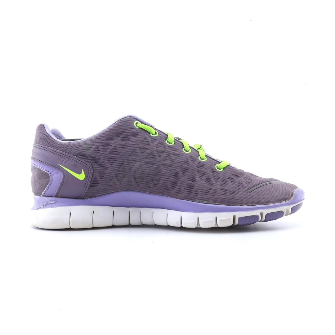 NIKE FREE FIT 2