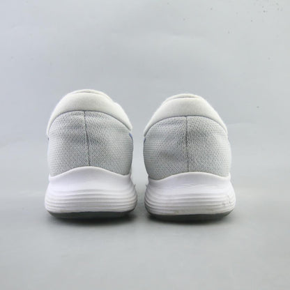 NIKE REVOLUTION 4