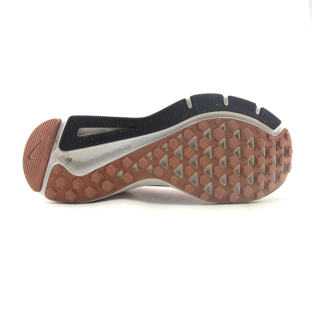 NIKE QUEST