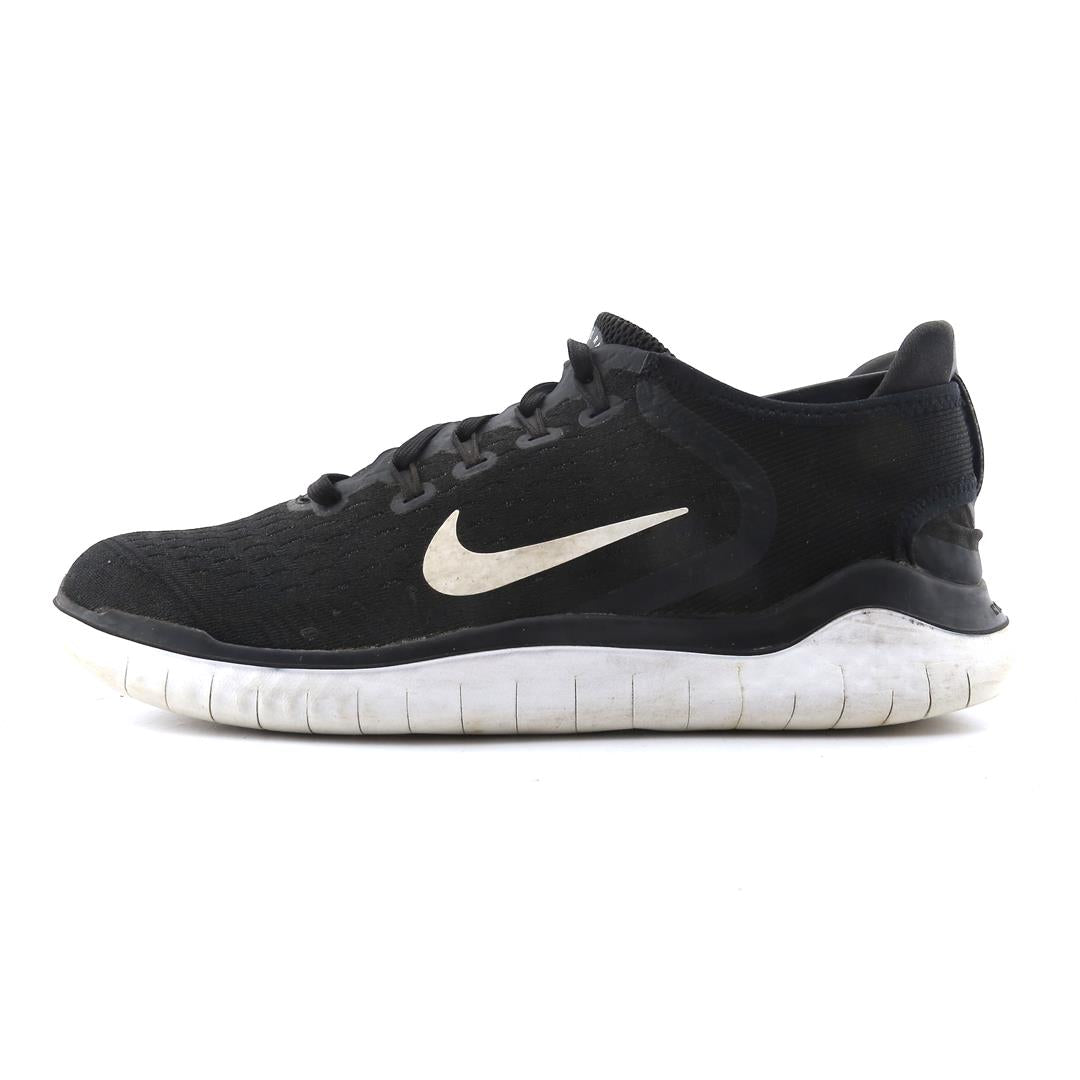 NIKE FREE RN