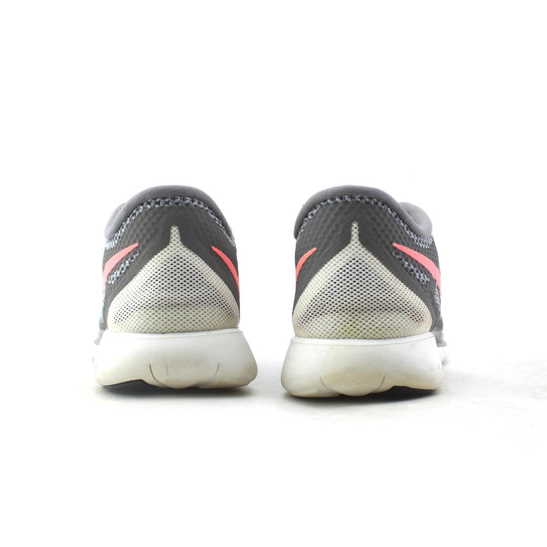 NIKE FREE 5.0