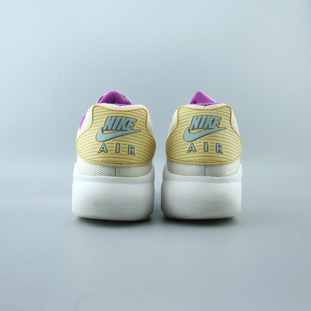 NIKE AIR MAX OKETO