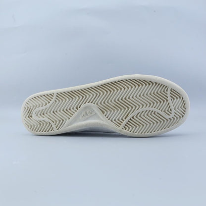NIKE COURT ROYALE