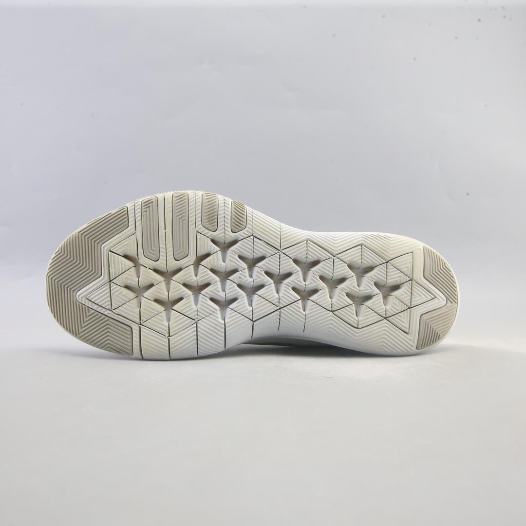 NIKE FLEX TR 6