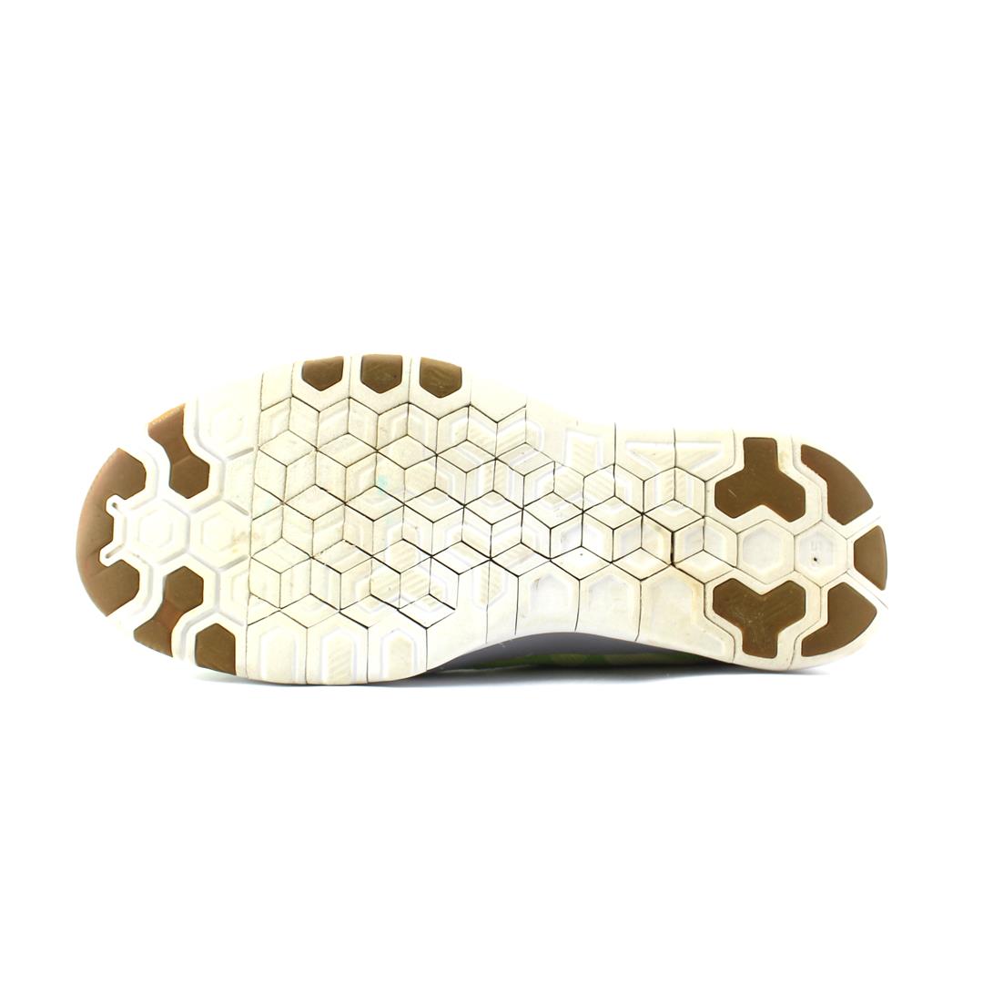 NIKE FREE TR FIT 5