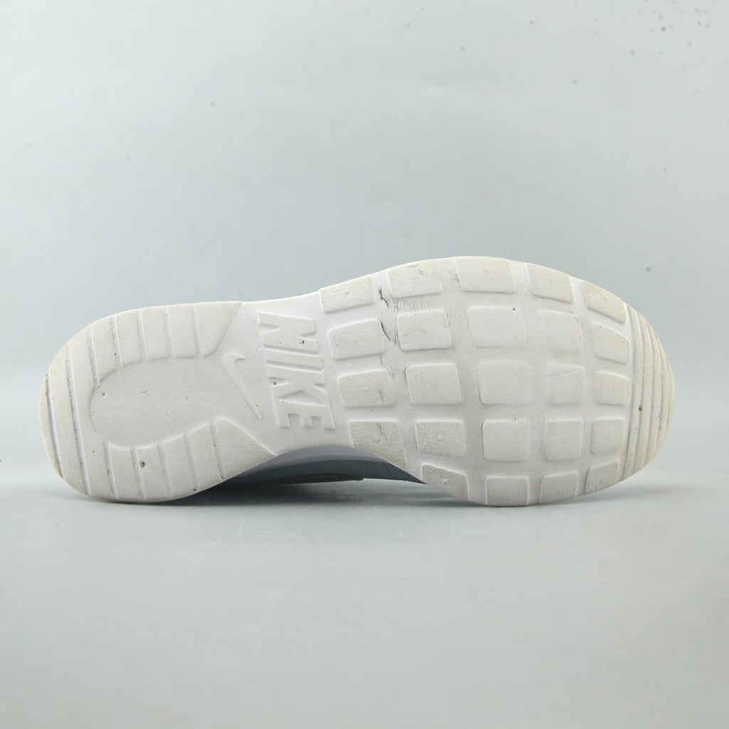 NIKE TANJUN