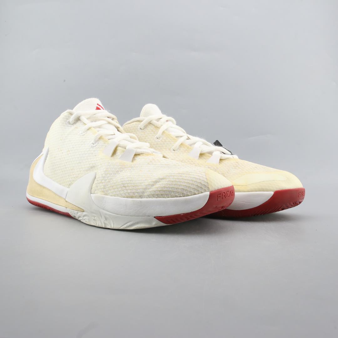 NIKE  ZOOM FREAK 1