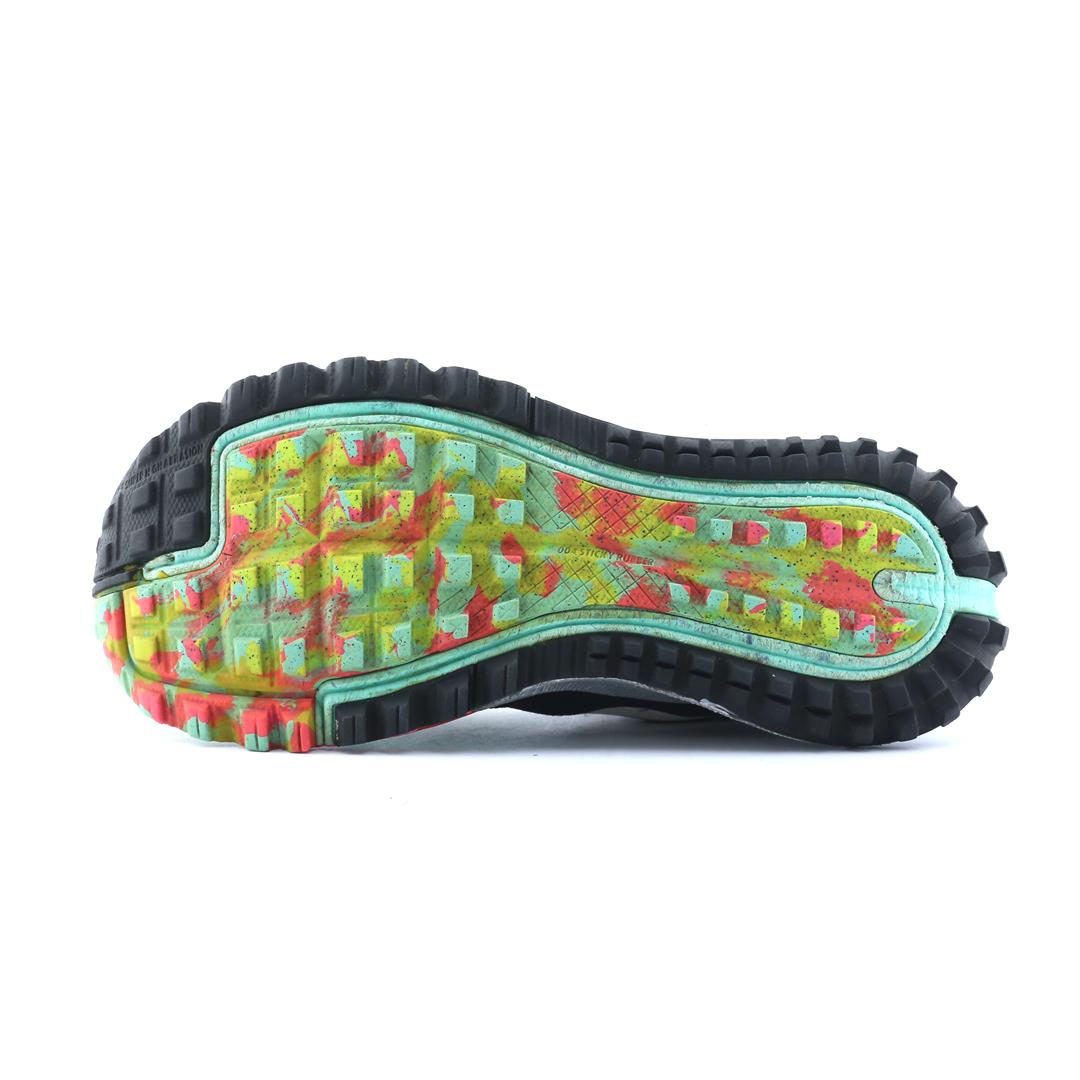 NIKE TERRA KIGER 4
