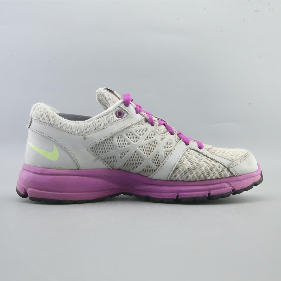 NIKE RELENTLESS 2